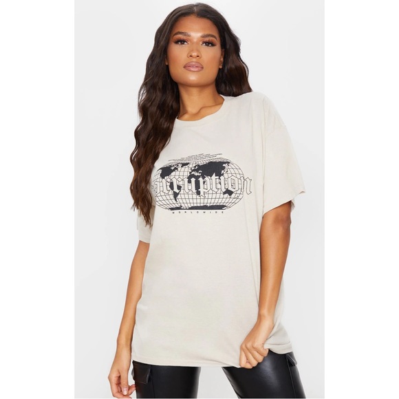 PrettyLittleThing Tan Corruption Graphic Oversized Short Sleeve T Shirt Small - Picture 2 of 7
